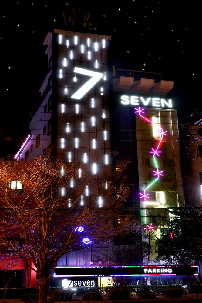 Seven Hotel Busan Exterior photo
